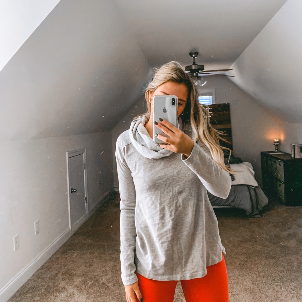 Columbia top